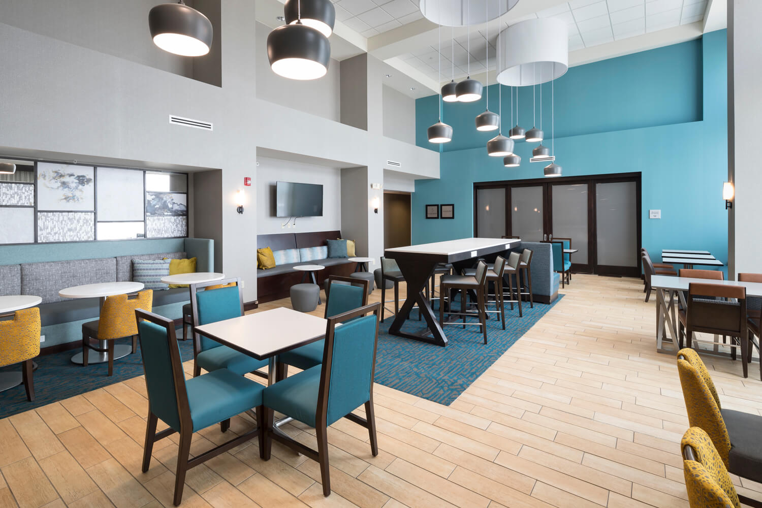 Raymond Management Company Hampton Inn & Suites – St. Paul Downtown